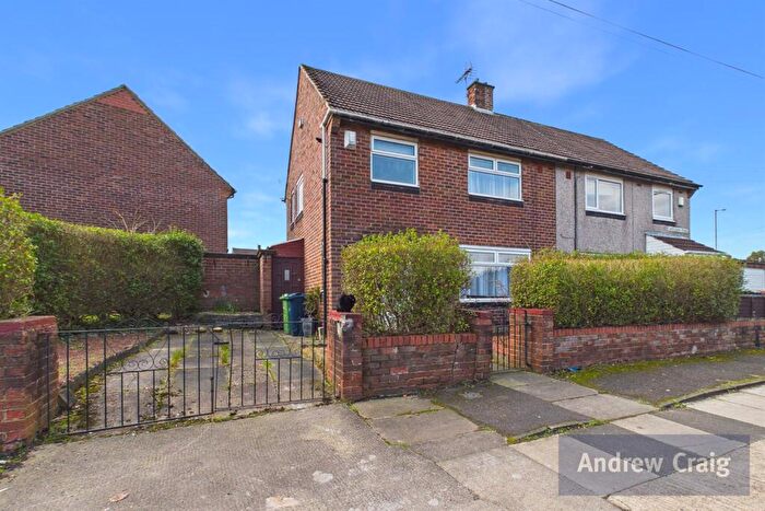3 Bedroom Semi-Detached House For Sale In Cardigan Road, Hylton Castle, SR5