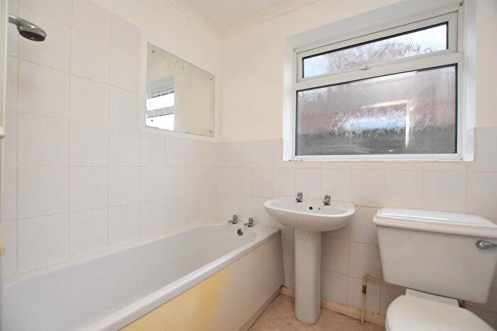 2 Bedroom Semi-detached Bungalow For Sale In Elm Road, St. Marys Bay, TN29