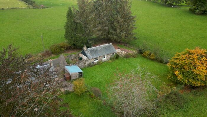 House For Sale In Logiealmond, Perth, PH1