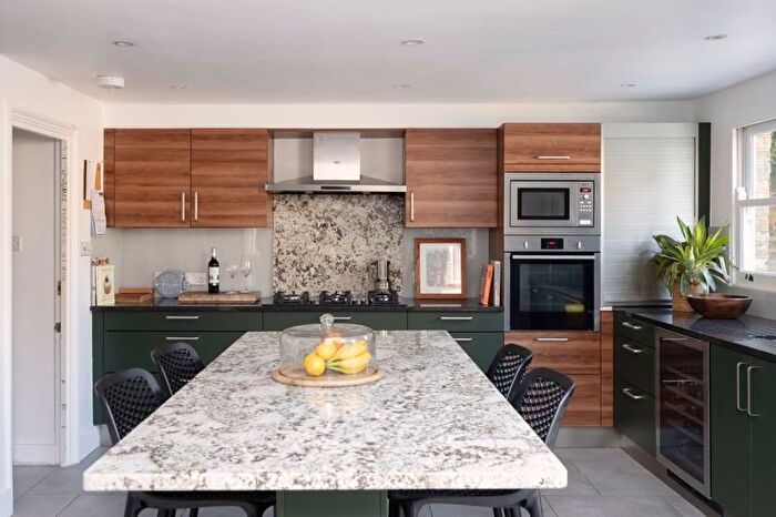 5 Bedroom End Of Terrace House For Sale In Rylett Crescent, London, W12