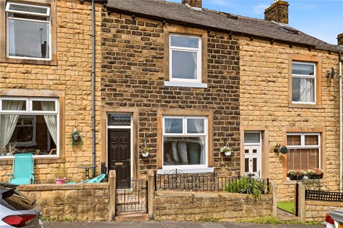 2 Bedroom Terraced House For Sale In Lincoln Road, Earby, Lancashire, BB18