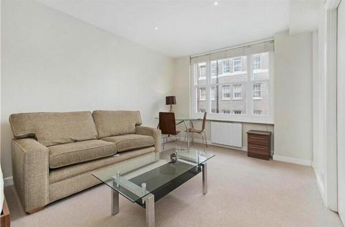 Studio To Rent In Hill Street, Mayfair, W1J