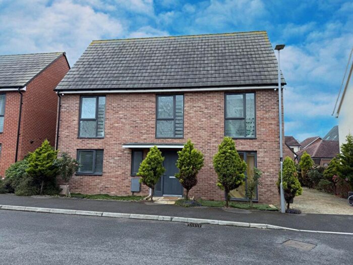 4 Bedroom Detached House To Rent In Shepton Road, Broughton, Milton Keynes, MK10