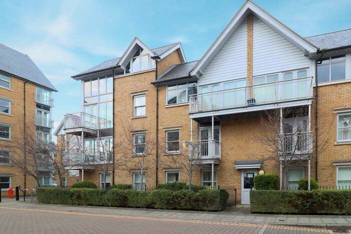 2 Bedroom Flat To Rent In Canterbury, CT1