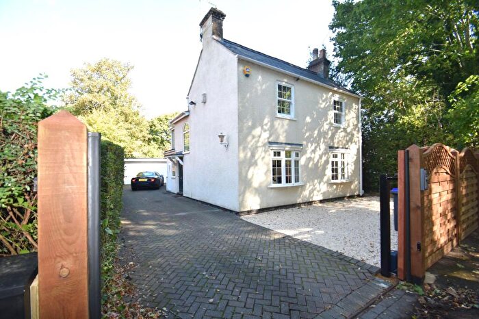 4 Bedroom Detached House For Sale In Templewood Lane, Stoke Poges, Buckinghamshire, SL2