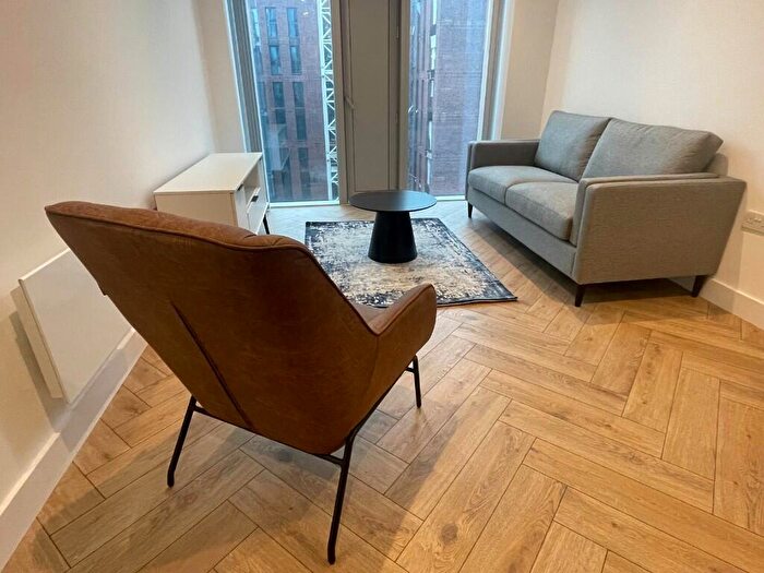 2 Bedroom Apartment To Rent In Port Street, Manchester, M1