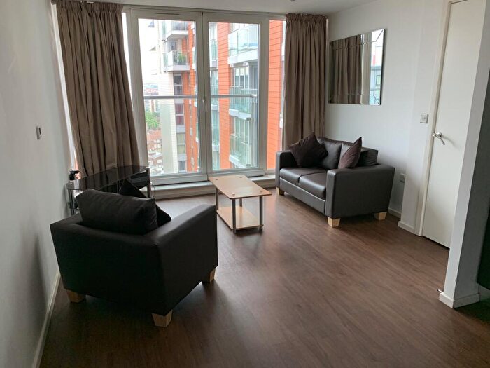 2 Bedroom Apartment To Rent In Western Gateway, Docklands, London, E16
