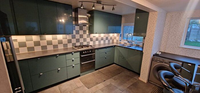 3 Bedroom End Of Terrace House To Rent In Wallscourt Road, Filton, Bristol, BS34