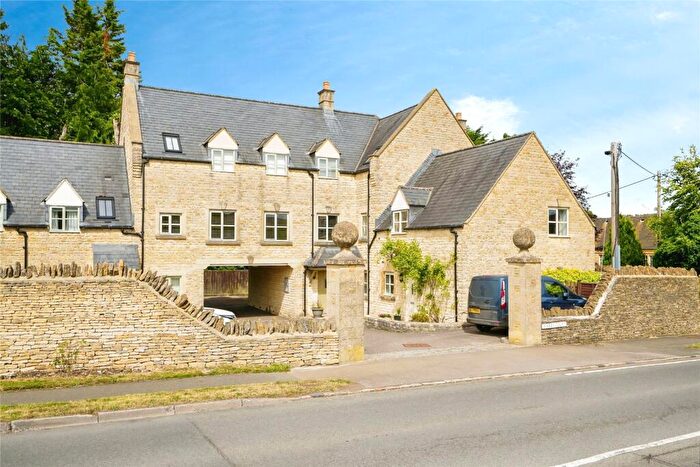 2 Bedroom Apartment For Sale In Northleach, Gloucestershire, GL54