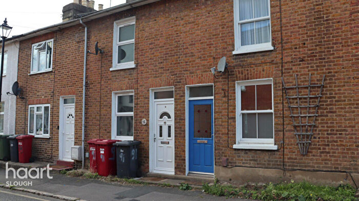 2 Bedroom Terraced House To Rent In Alpha Street South, Slough, SL1
