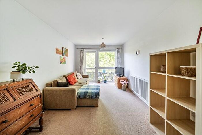 1 Bedroom Flat For Sale In Fletcher House, Greater London, London, N1