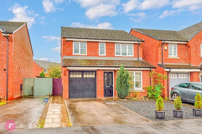 3 Bedroom Detached House For Sale In Gort Way, Heywood, OL10
