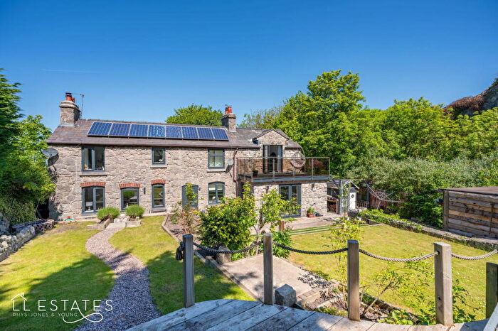 5 Bedroom Detached House For Sale In Foel Road, Dyserth, LL18