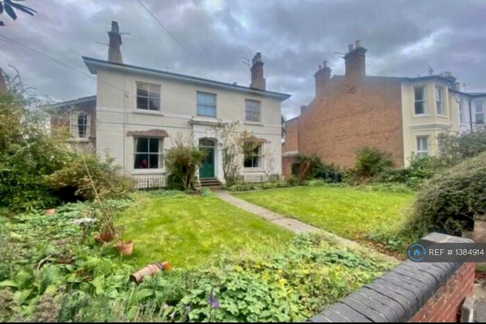 1 Bedroom Flat To Rent In Leam Terrace, Leamington Spa, CV31