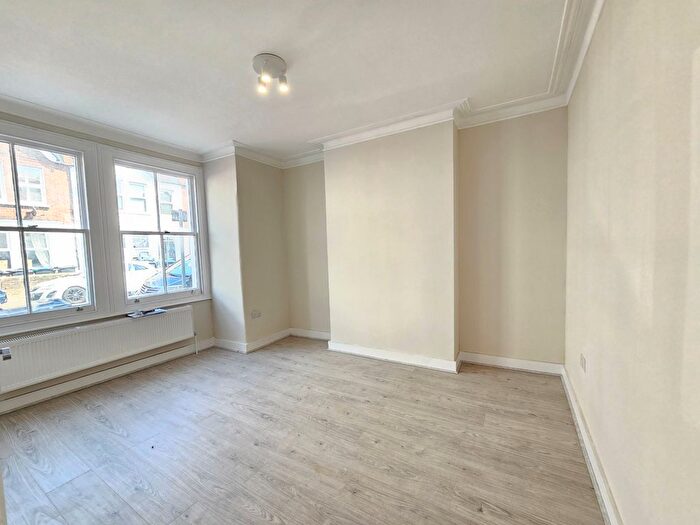 2 Bedroom Maisonette To Rent In University Road, London, SW19