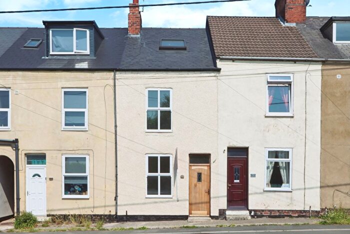 2 Bedroom Terraced House For Sale In Mansfield Road, Killamarsh, Sheffield, Derbyshire, S21