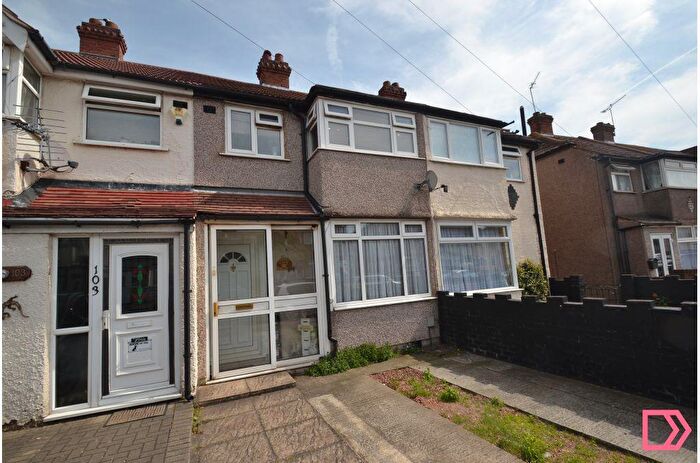 2 Bedroom Terraced House To Rent In Beam Avenue, Dagenham, RM10