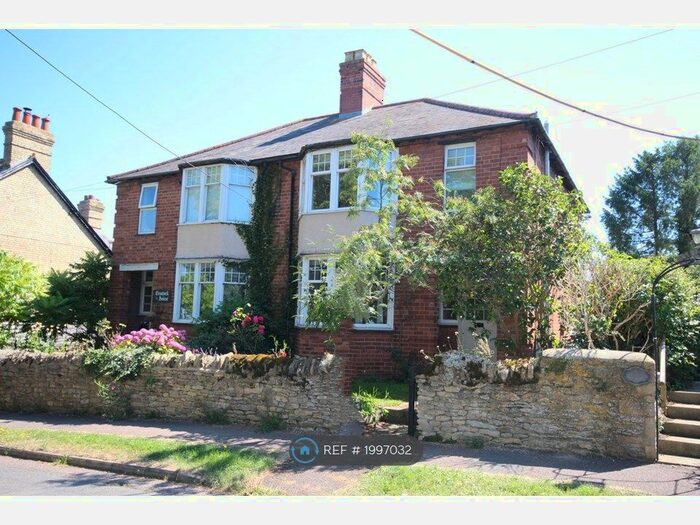 3 Bedroom Semi-Detached House To Rent In North Street, Islip, Kidlington, OX5