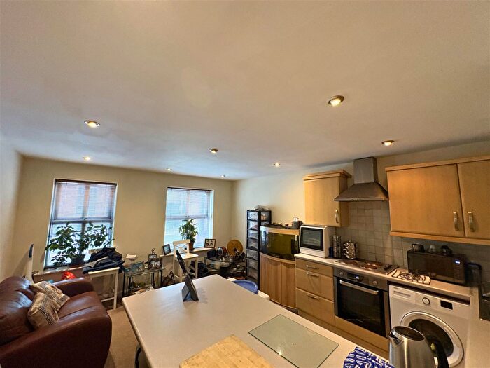 2 Bedroom Apartment For Sale In Vine Street, Hazel Grove, Stockport, SK7