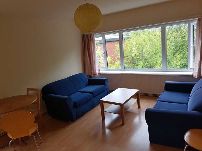 1 Bedroom Flat To Rent In Wilbraham Road, Falkland House, M14