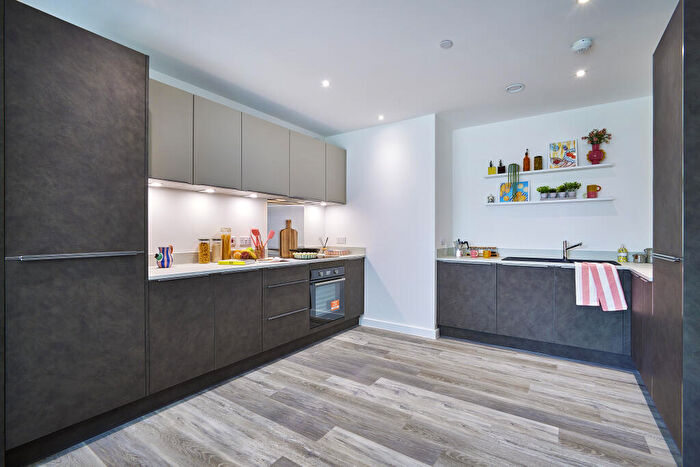 1 Bedroom Apartment For Sale In Northwick Parkside, Harrow, Middlesex, HA1