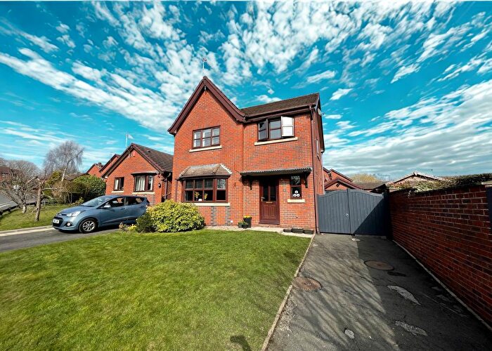 3 Bedroom Detached House For Sale In Chelsea Close, Gillow Heath, Biddulph, ST8