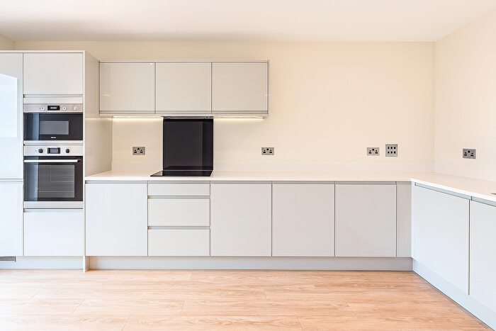 3 Bedroom Flat To Rent In Davies House, Vousden Grove, London, SE28
