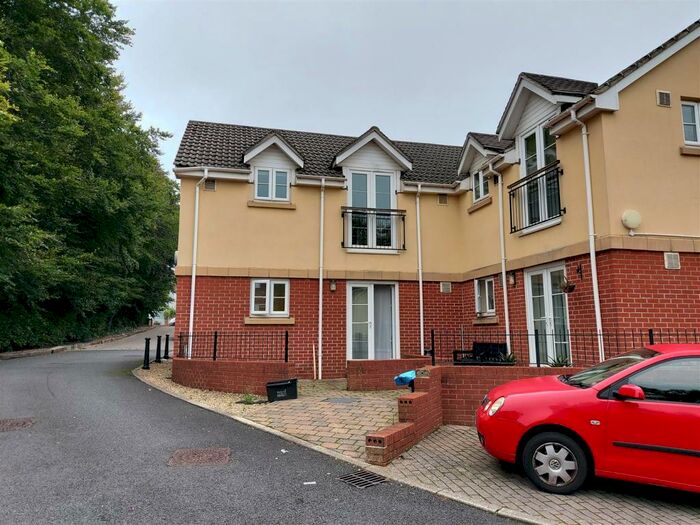 1 Bedroom Apartment To Rent In Coombe Brook Close, Kingswood, BS15