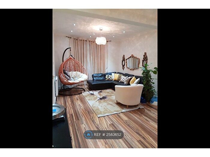 3 Bedroom Terraced House To Rent In North Road, Ilford Seven Kings, IG3