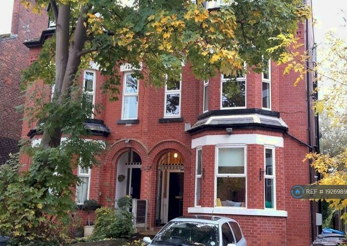 2 Bedroom Flat To Rent In Brighton Grove, Manchester, M14