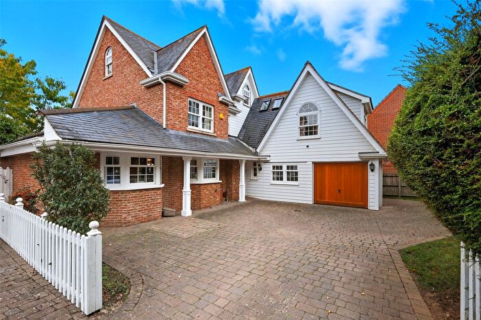 4 Bedroom Detached House For Sale In Frances Green, Chelmsford, Essex, CM1