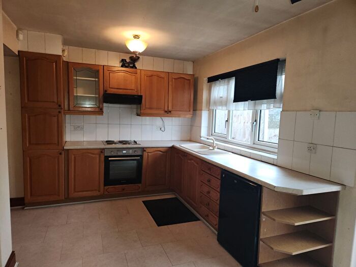 3 Bedroom Semi-Detached House To Rent In Portman Drive, Woodford Green, IG8