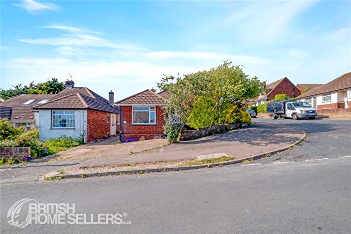 2 Bedroom Bungalow For Sale In North Lane, Portslade, Brighton, East Sussex, BN41