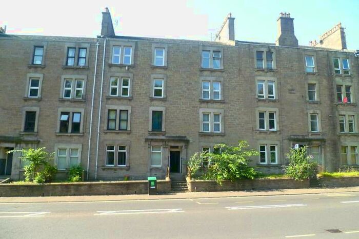 2 Bedroom Apartment To Rent In Lochee Road, Dundee, DD2