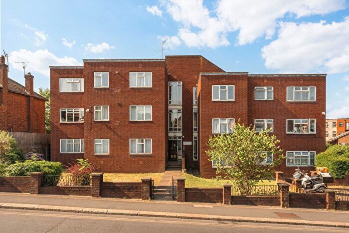 3 Bedroom Property To Rent In Roxeth Hill, Harrow, HA2