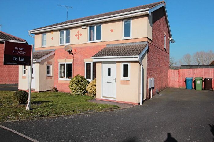 3 Bedroom Semi-Detached House To Rent In Penzance Way, Baswich, Stafford, ST17