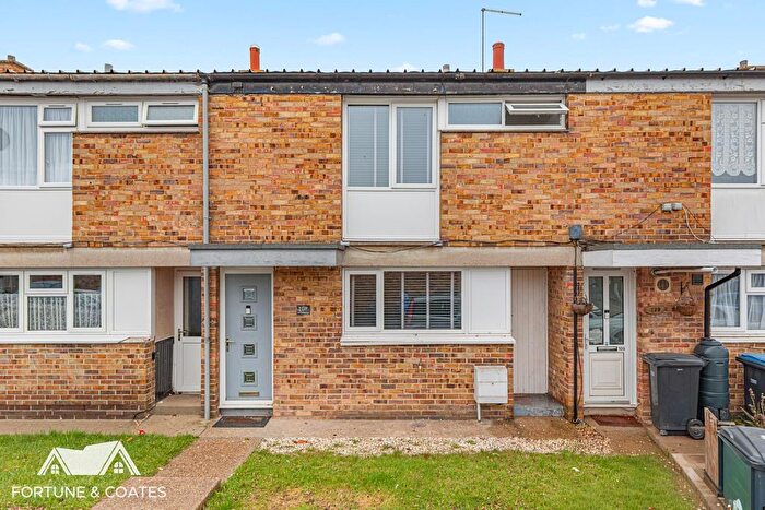 2 Bedroom Terraced House For Sale In Spinning Wheel Mead, Harlow, CM18