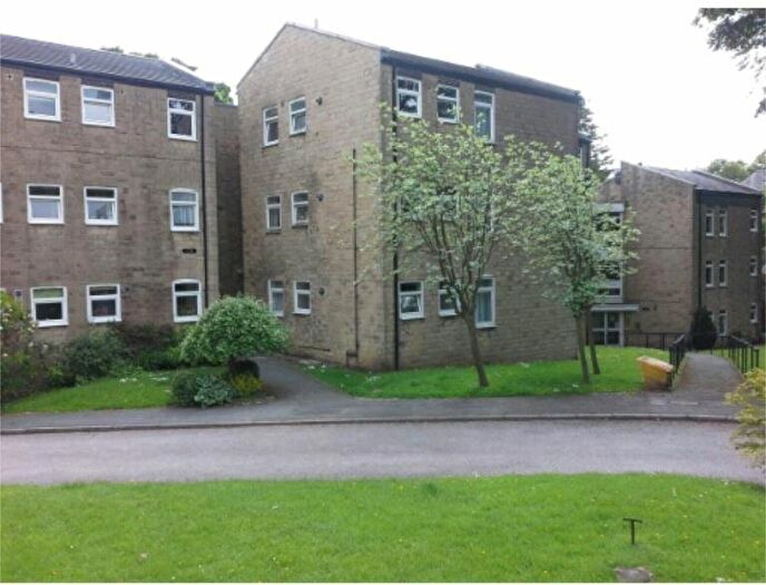 2 Bedroom Flat To Rent In Park Road, Buxton, Derbyshire, SK17