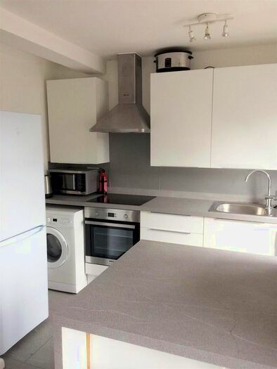 4 Bedroom Terraced House To Rent In Beechtree Avenue, Englefield Green, Egham, TW20