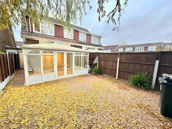 3 Bedroom House To Rent In Birch Close, Romford, RM7