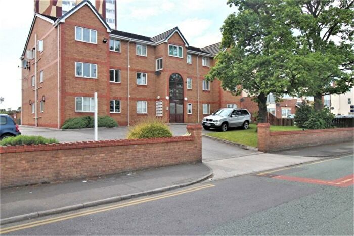2 Bedroom Apartment To Rent In Roselee Court, CH42