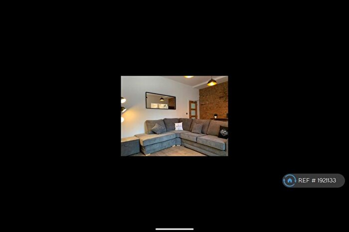 6 Bedroom Terraced House To Rent In Reservoir Road, Edgbaston, Birmingham, B16