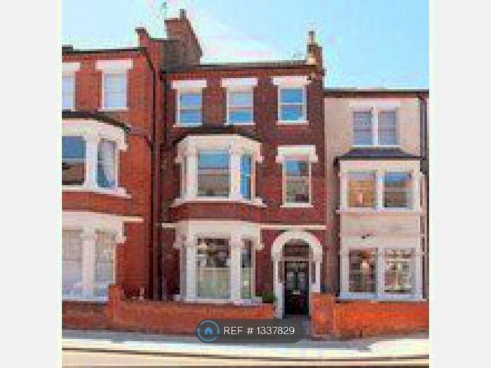 2 Bedroom Flat To Rent In Highbury, London, N5