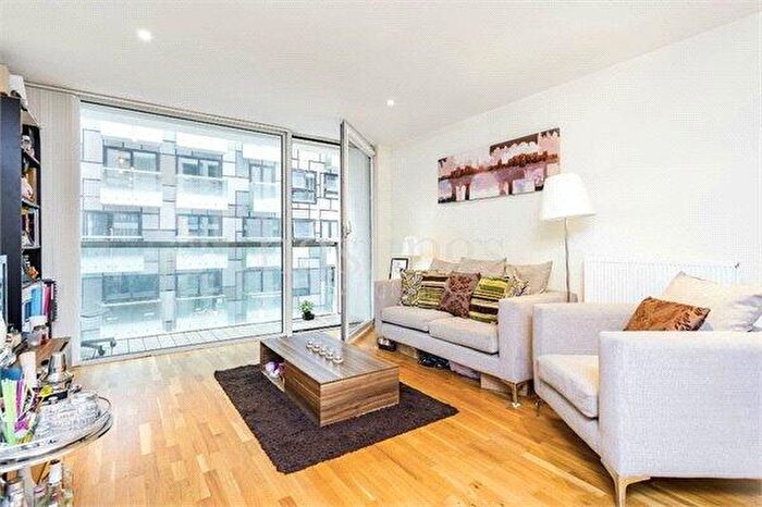 1 Bedroom Flat To Rent In Cobalt Point, Millharbour, London, E14
