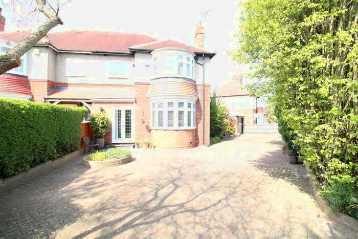3 Bedroom Semi-Detached House For Sale In Baydale Road, Darlington, DL3