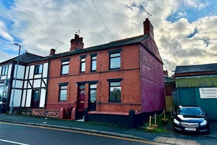 3 Bedroom Terraced House To Rent In Watery Road, Wrexham, LL13