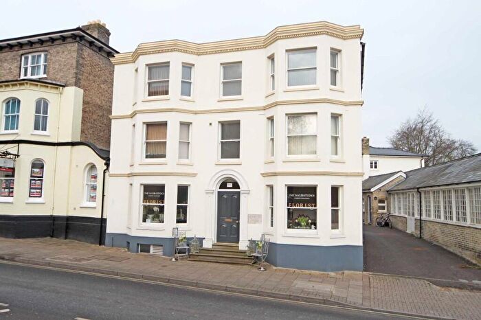 2 Bedroom Flat To Rent In Reynolds House, High Street, Newmarket, CB8