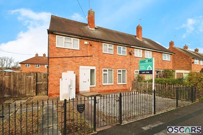 3 Bedroom Semi-Detached House To Rent In Gower Road, West Hull, HU4