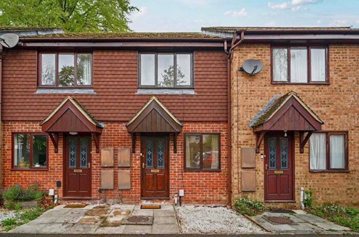 2 Bedroom Terraced House To Rent In Lyndford Terrace, Fleet, GU52