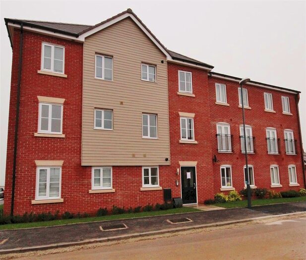 2 Bedroom Flat To Rent In Elston Avenue, Selby, YO8